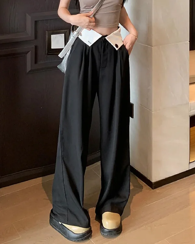 PLEATED BLACK PANTS WITH PANELLED WAIST